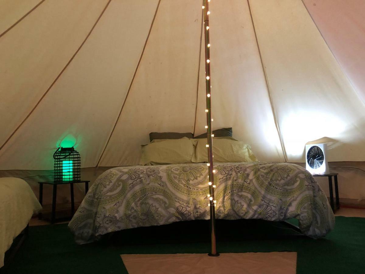 Glampin' In Style-Broken Bow Hotell Eksteriør bilde