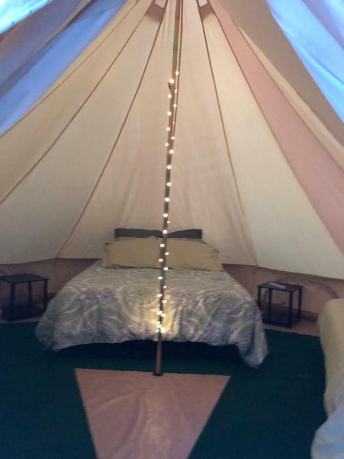 Glampin' In Style-Broken Bow Hotell Eksteriør bilde